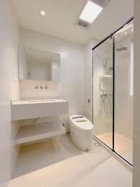Housing image — Bathroom