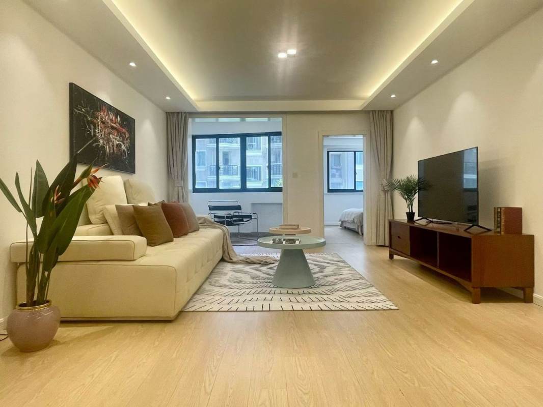Housing image — Living Room