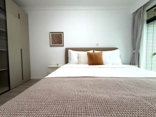 Housing image — Bedroom