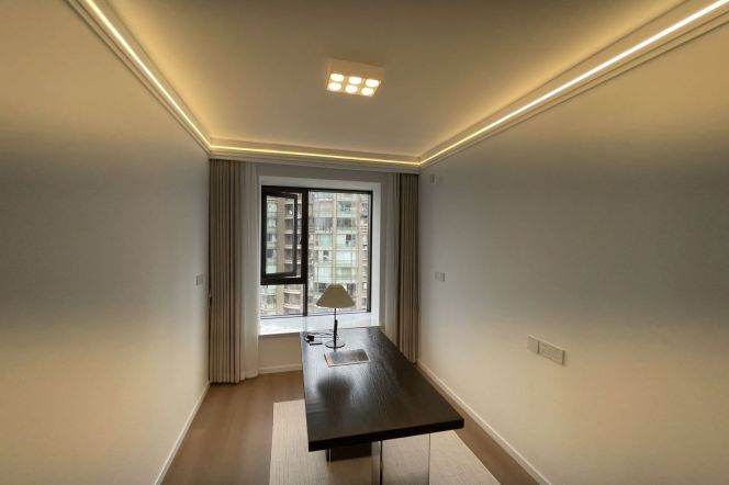 High-Floor 3BR Apartment near Wuning Road Metro with Floor-to-Ceiling Windows (L13/L14)