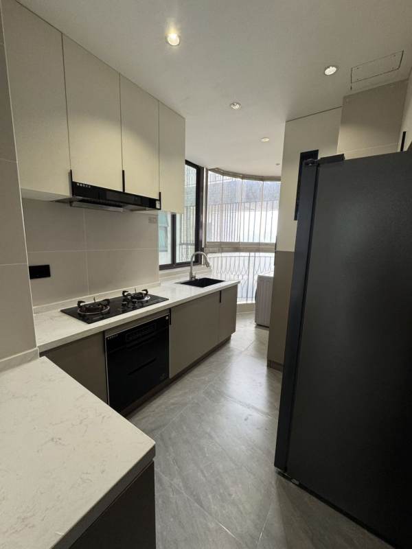 Housing image — Kitchen