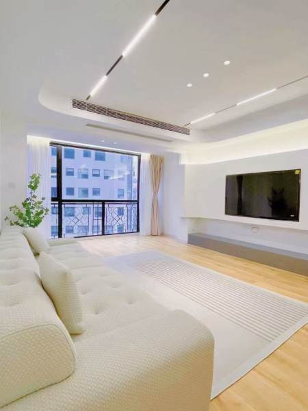 Housing image — Living Room