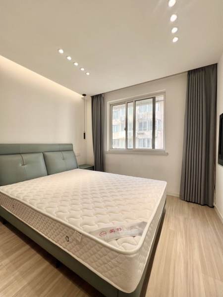 Housing image — Bedroom