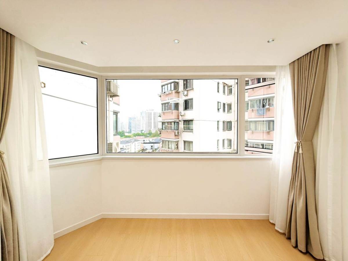 Housing image — Bedroom