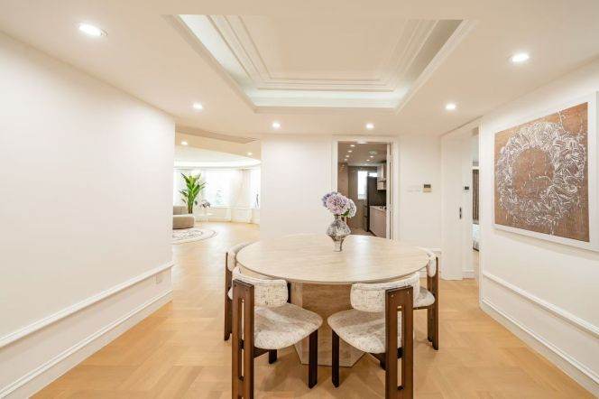 4BR Apartment in Gubei (L10/L15)