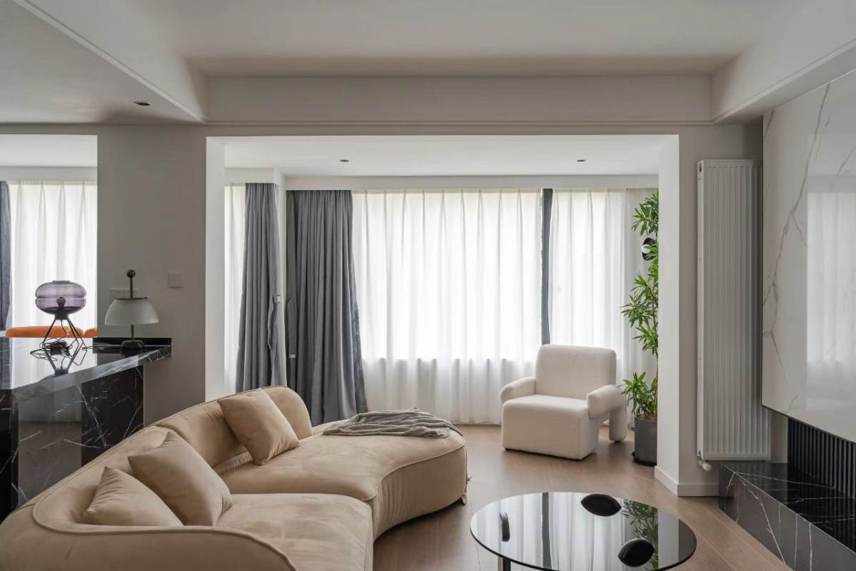 Housing image — Living Room
