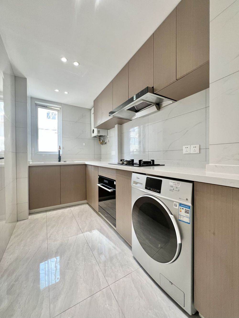 Housing image — Kitchen