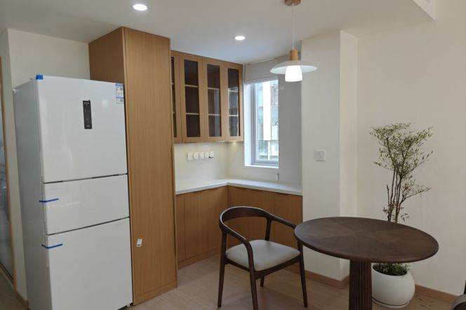 1BR Apartment near Hongqiao Rd Metro