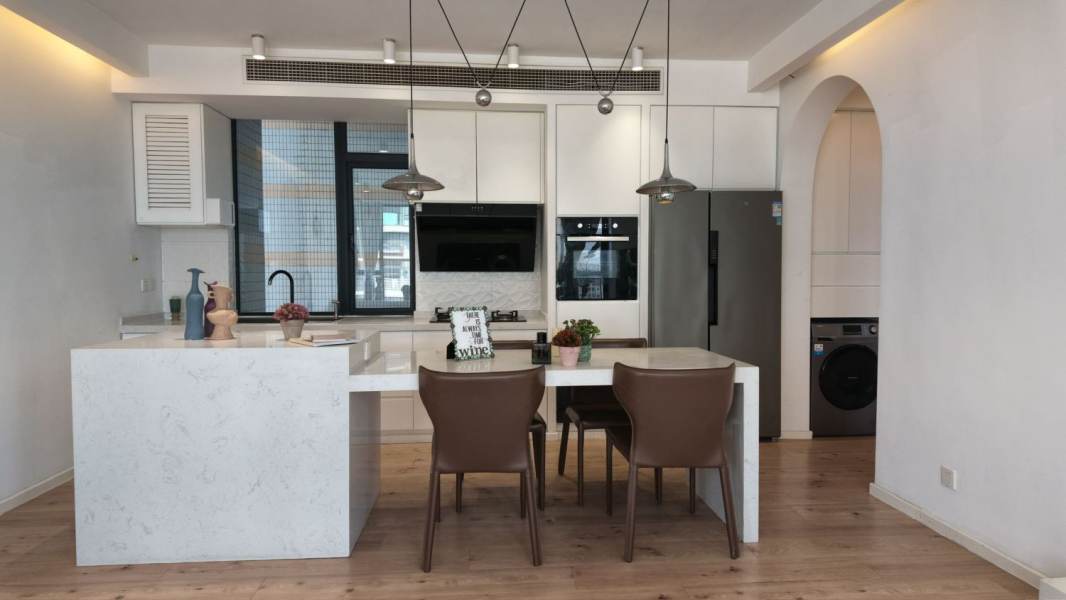 Housing image — Kitchen