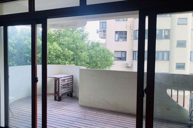 Spacious 3BR with 3 Balconies!in Old Xuhui (L1/L10)"