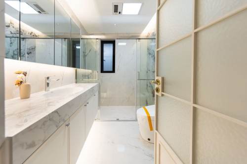 Housing image — Bathroom