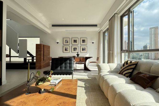 Spacious 3BR Apartment in Laoximen with Outstanding View (L8/L10/L13)
