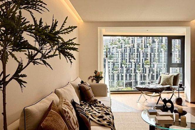 4BR Apartment at Brilliant City with Outstanding View (L3/L4)