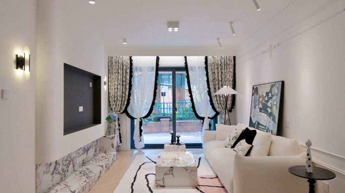 Housing image — Living Room