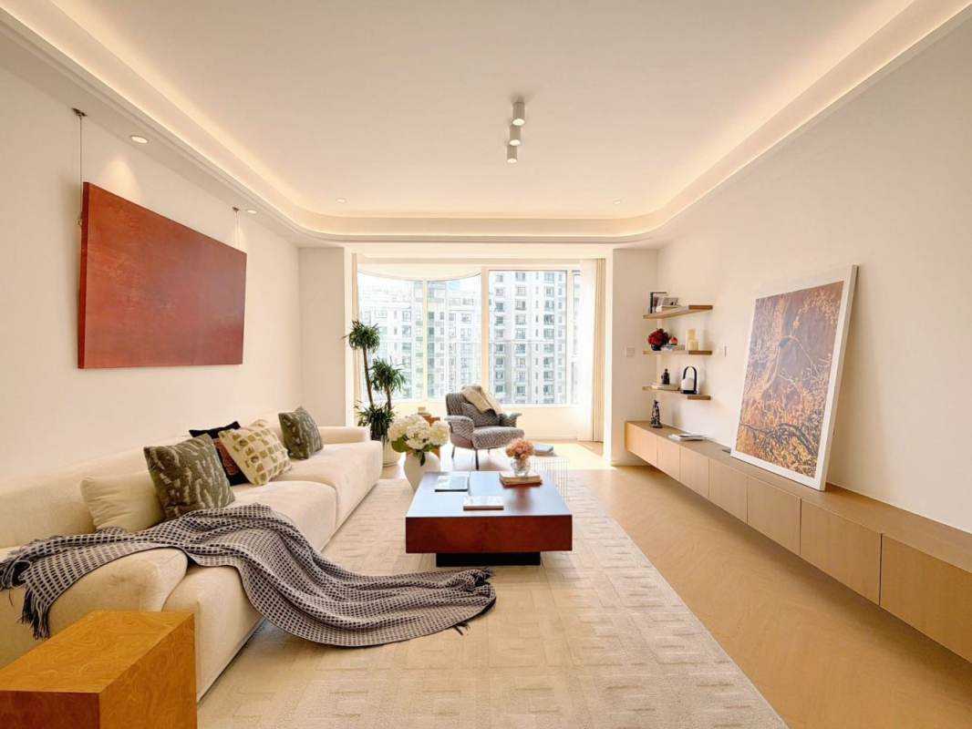 Housing image — Living Room