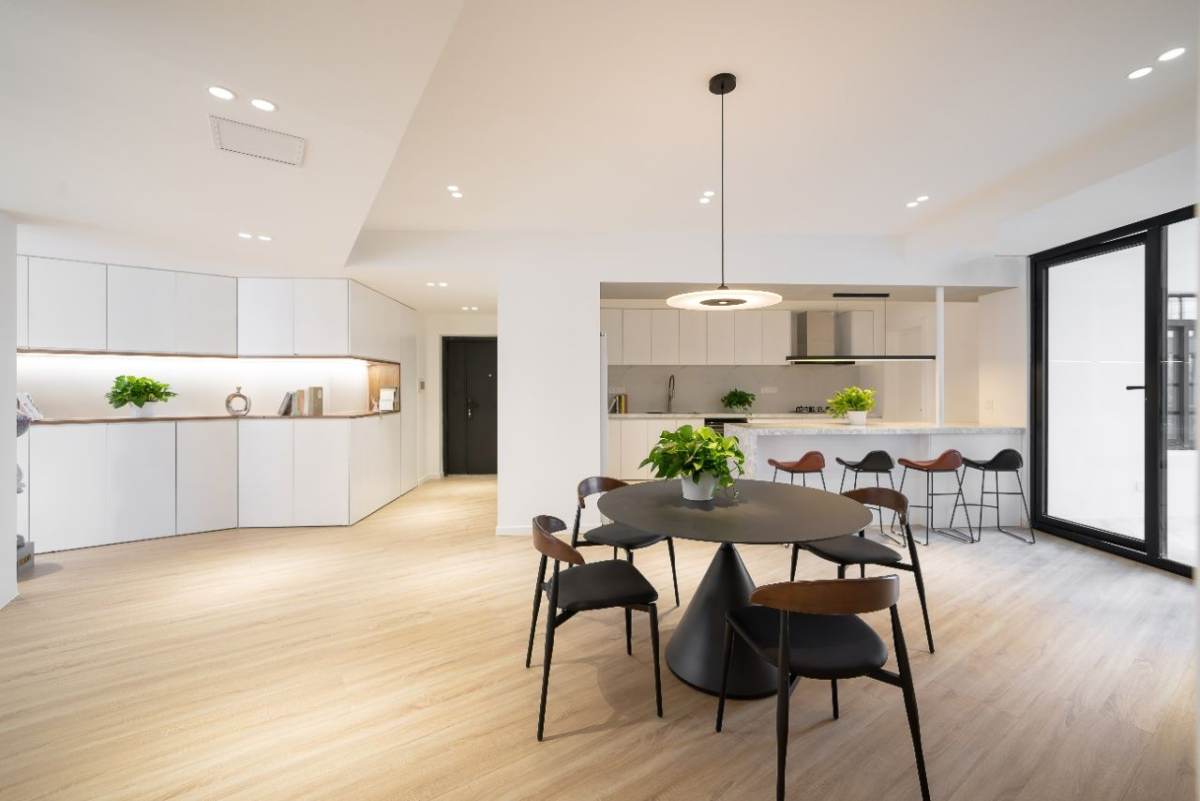 Housing image — Living Room