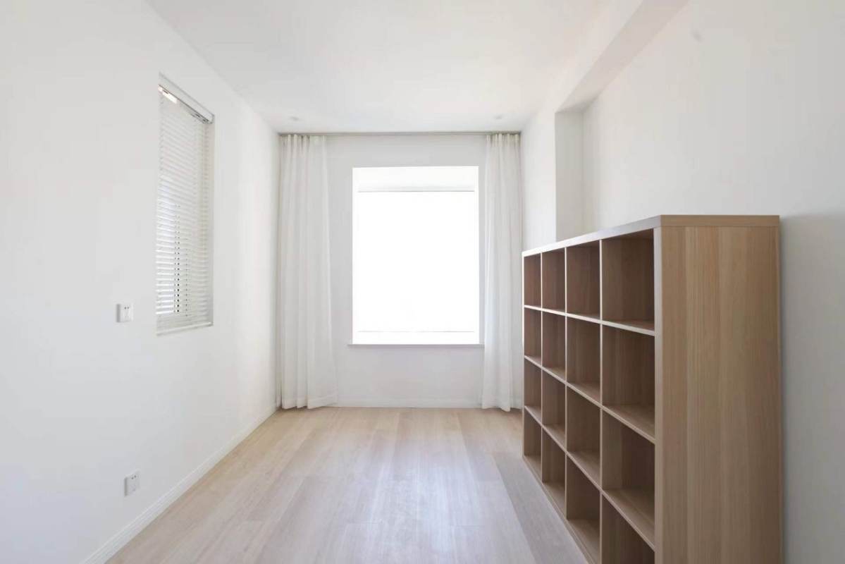 Housing image — Bedroom