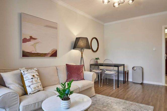 High-Floor 2BR Apartment in Jing'an (L2/L7/L14)