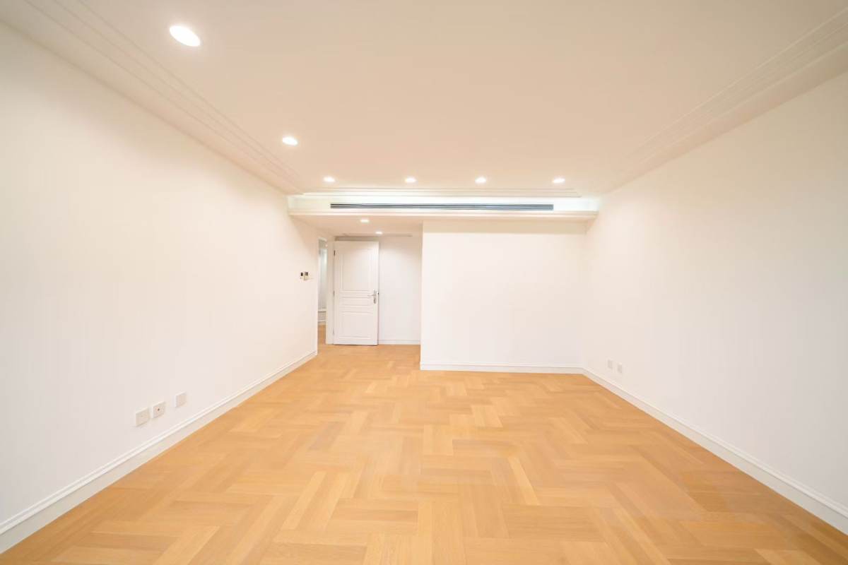 Housing image — Bedroom