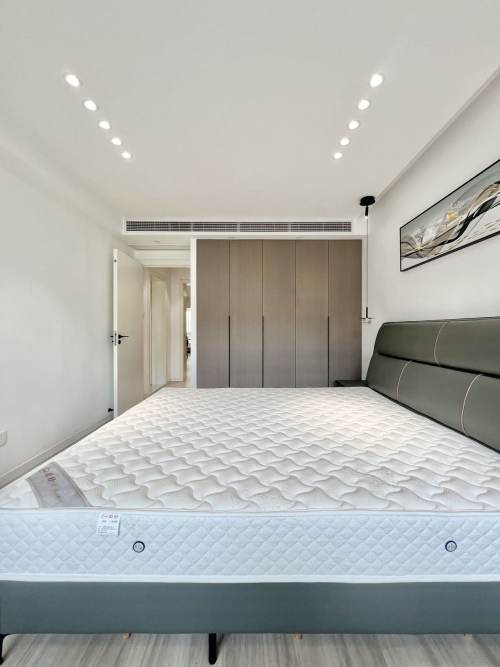Housing image — Bedroom