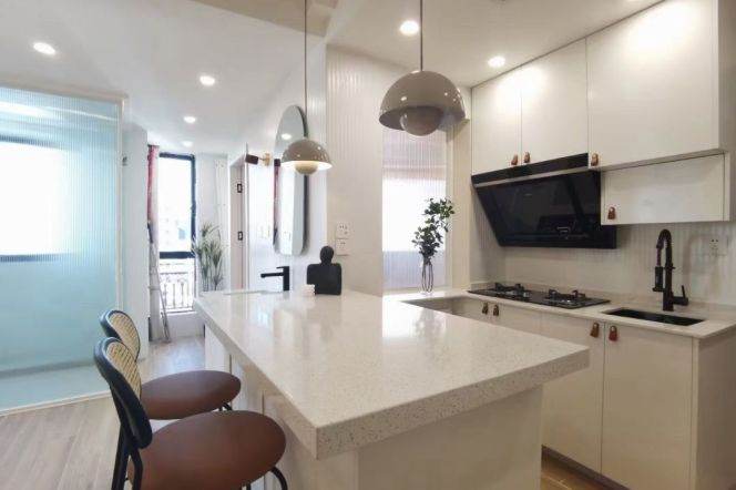 2BR Apartment near Zhenping Rd Metro (L3/L4/L7)