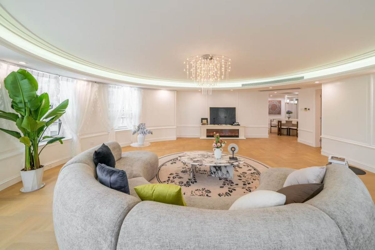 Housing image — Living Room