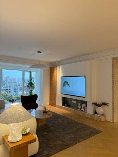 Housing image — Living Room