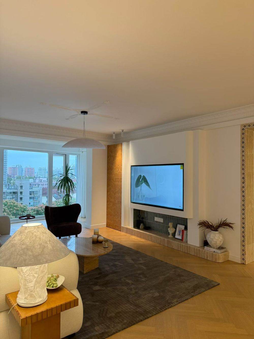 Housing image — Living Room