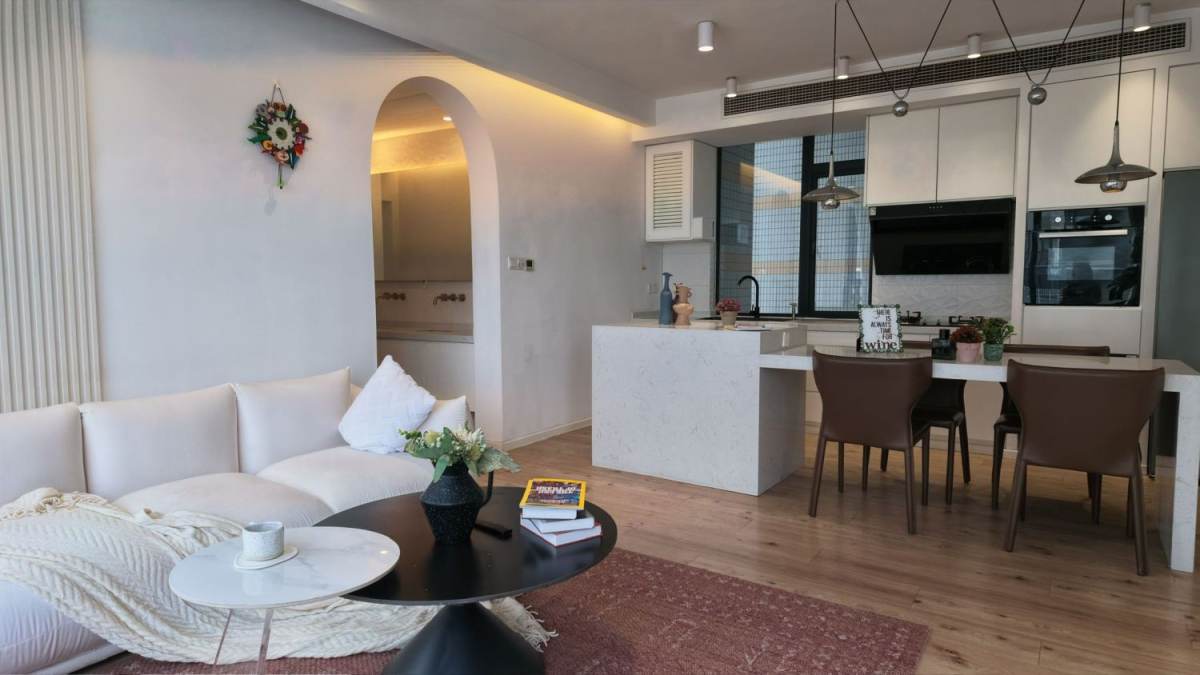 Housing image — Living Room