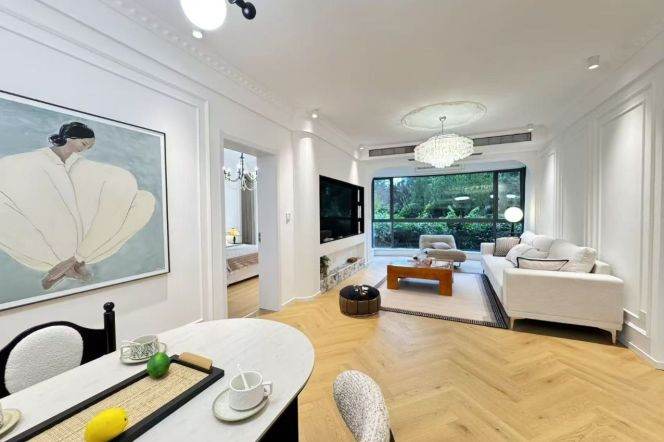 2BR Apartment near Yuanshen Sports Center Metro (L6)