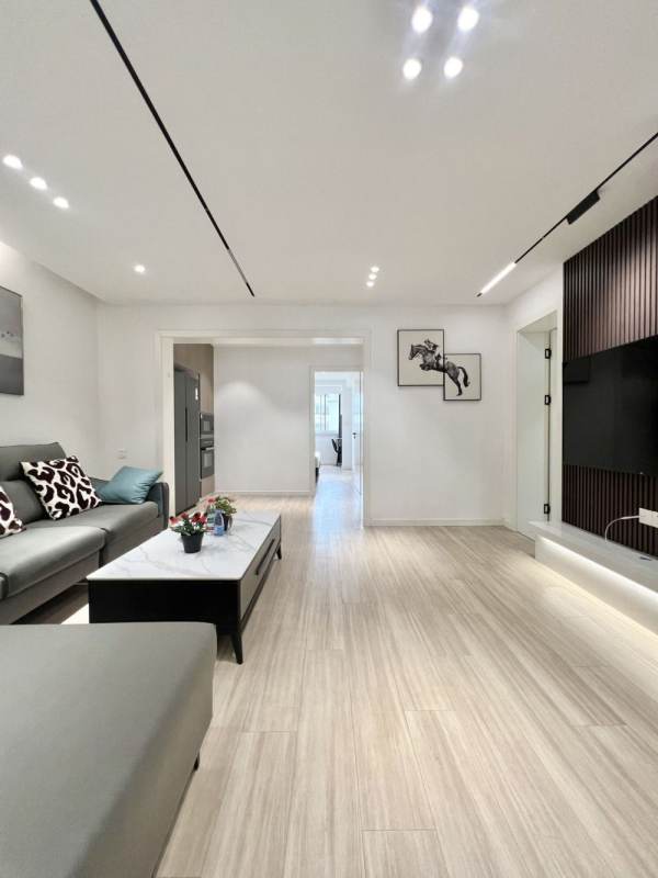 Housing image — Living Room