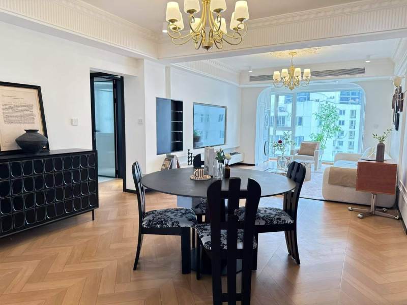 Housing image — Dining Area