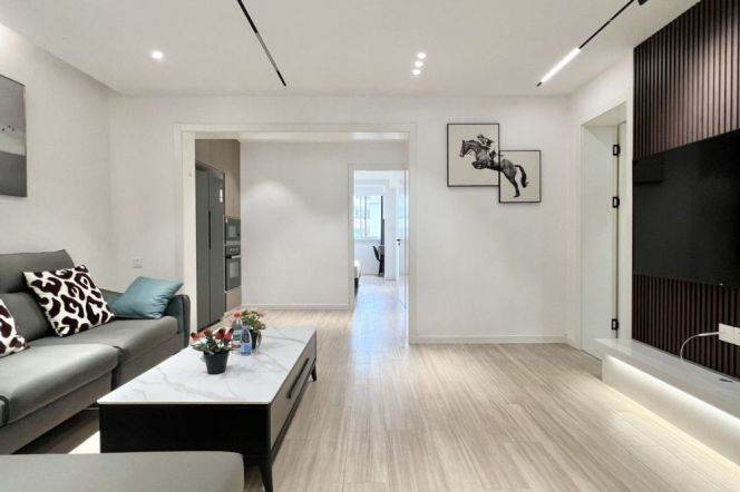 3BR Apartment at Huaye Unit (L2/L12/L13)