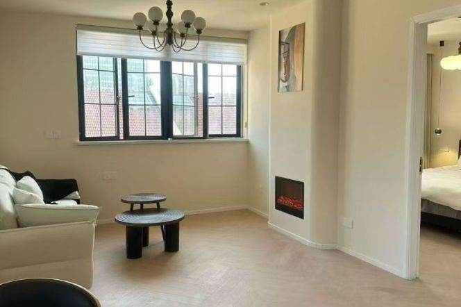 3BR Apartment near South Shaanxi Rd Metro with Terrace (L1/L10/L12)