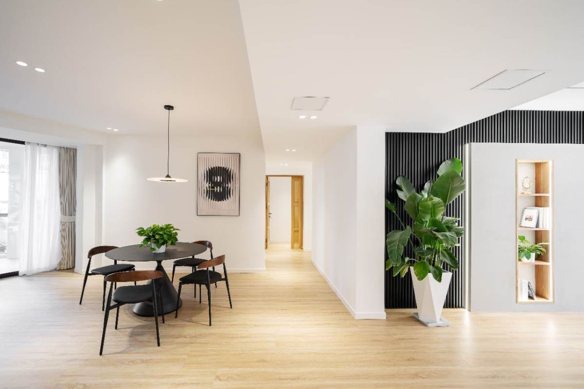 Housing image — Living Room