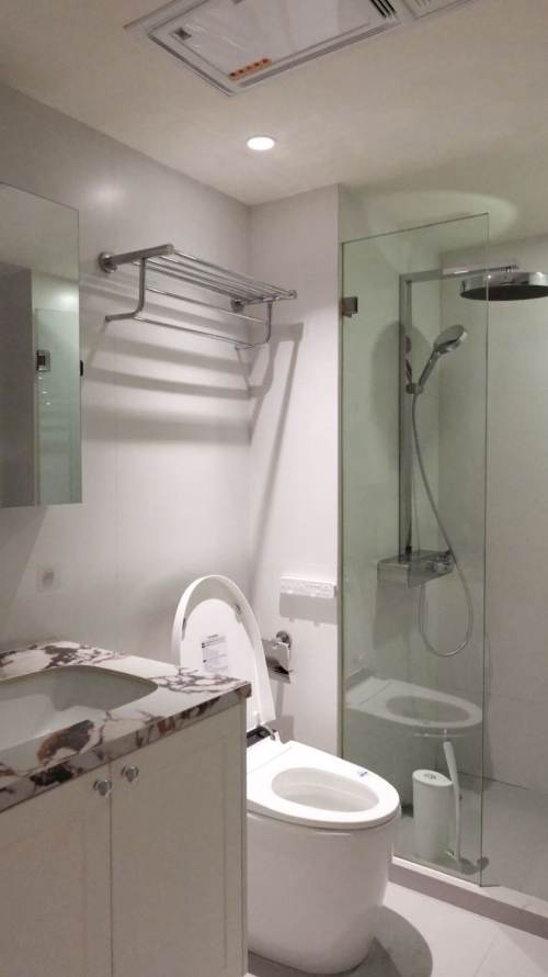 Housing image — Bathroom