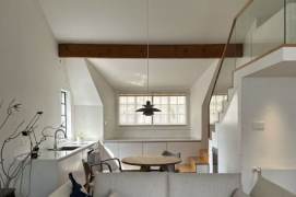 High-Ceiling 3BR Lane House in Old Xuhui (L10)