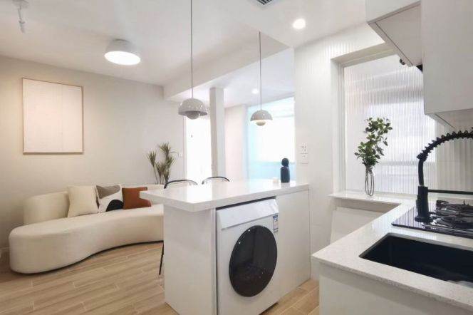 2BR Apartment near Zhenping Rd Metro (L3/L4/L7)