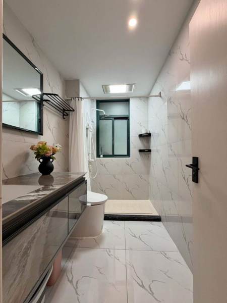Housing image — Bathroom