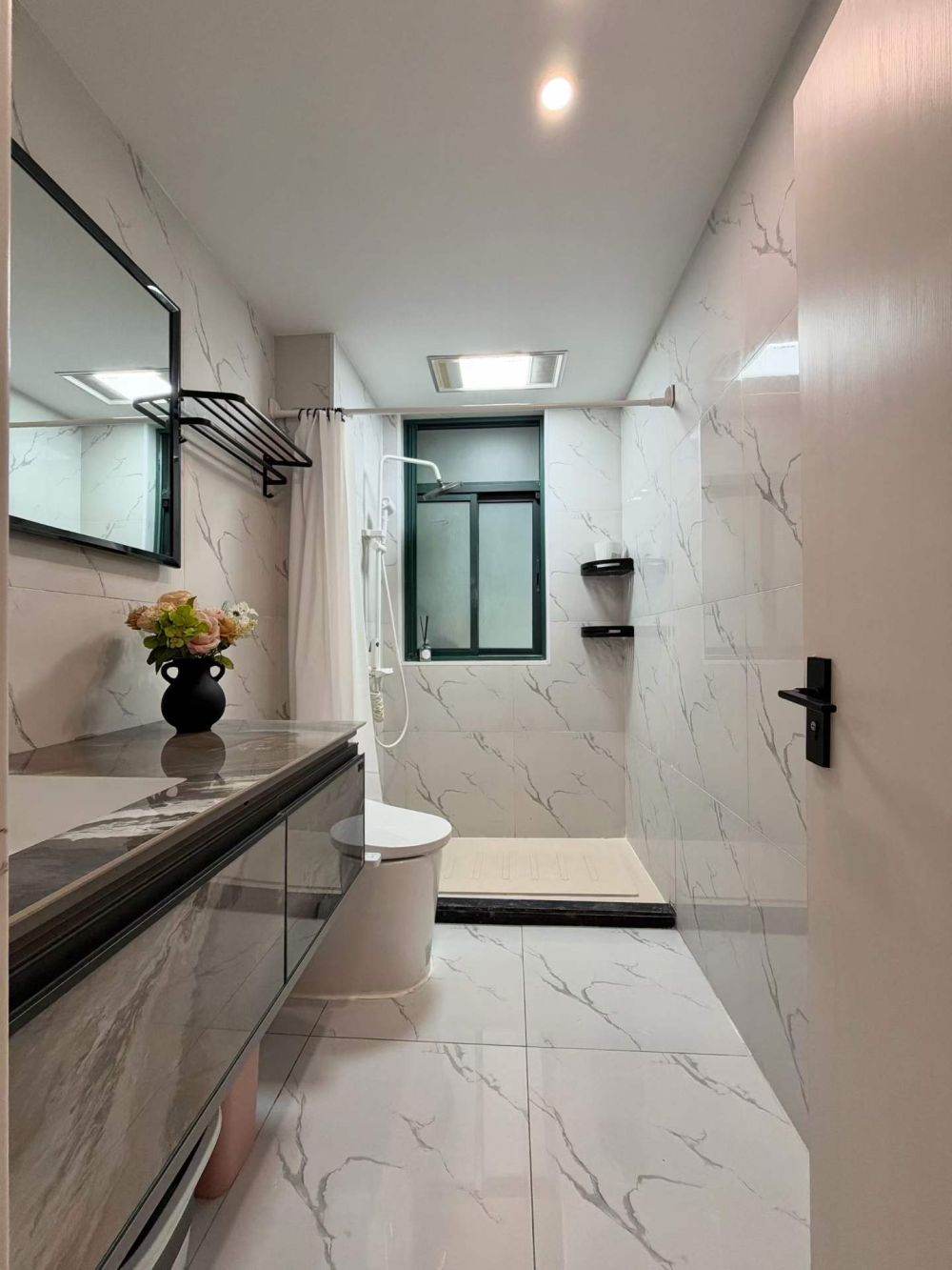 Housing image — Bathroom