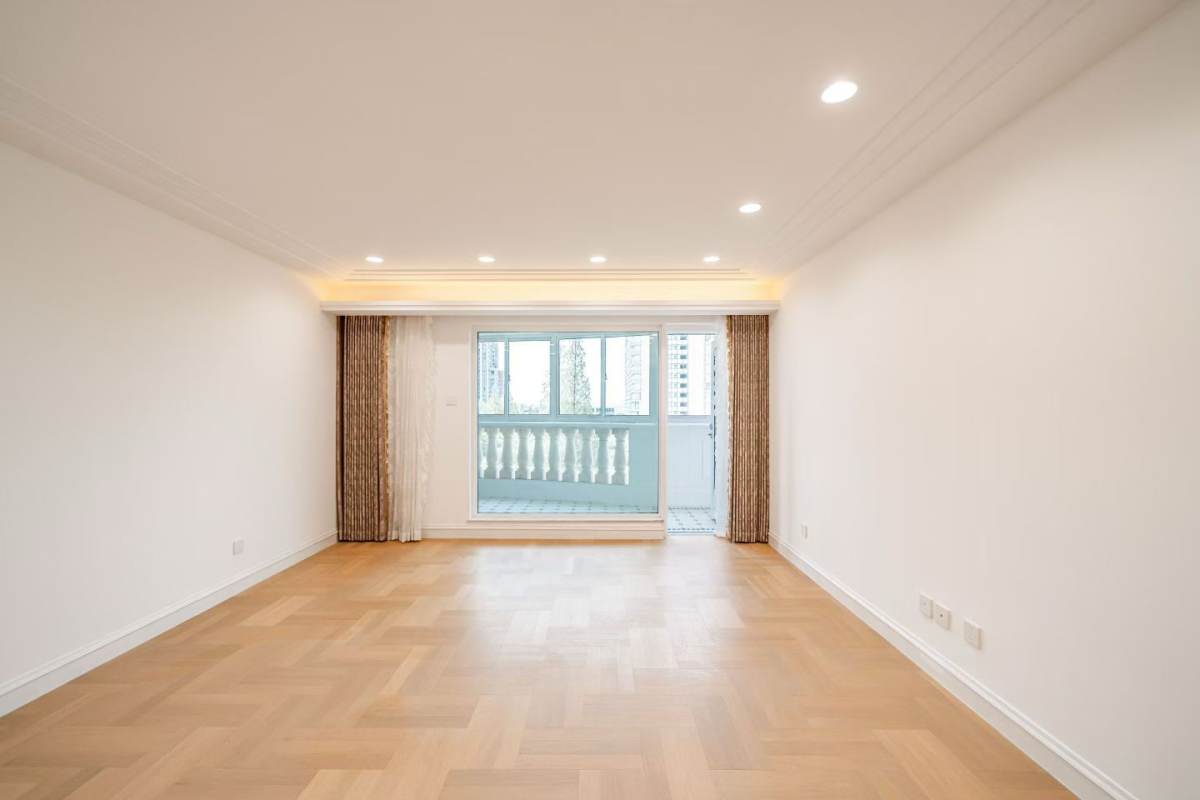 Housing image — Bedroom