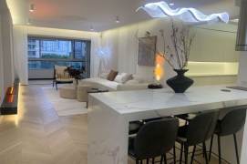 Spacious 3BR Apartment at One Park Avenue