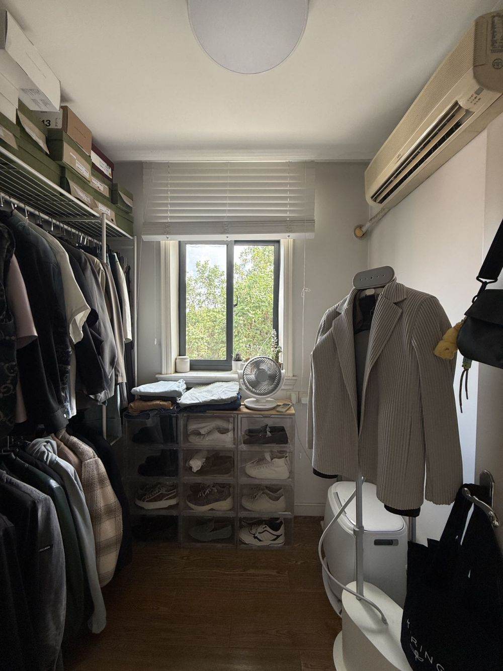 Housing image — Bedroom