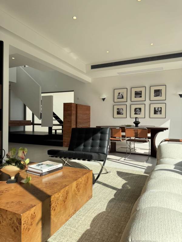 Housing image — Living Room
