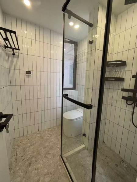 Housing image — Bathroom