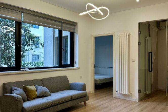 2BR Apartment in Old Xuhui (L1/L10)