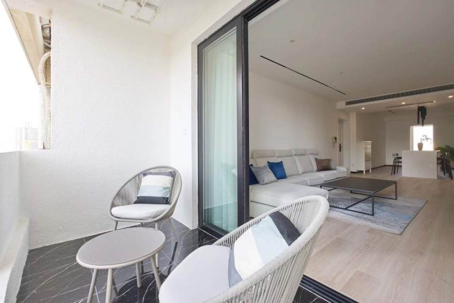Housing image — Balcony
