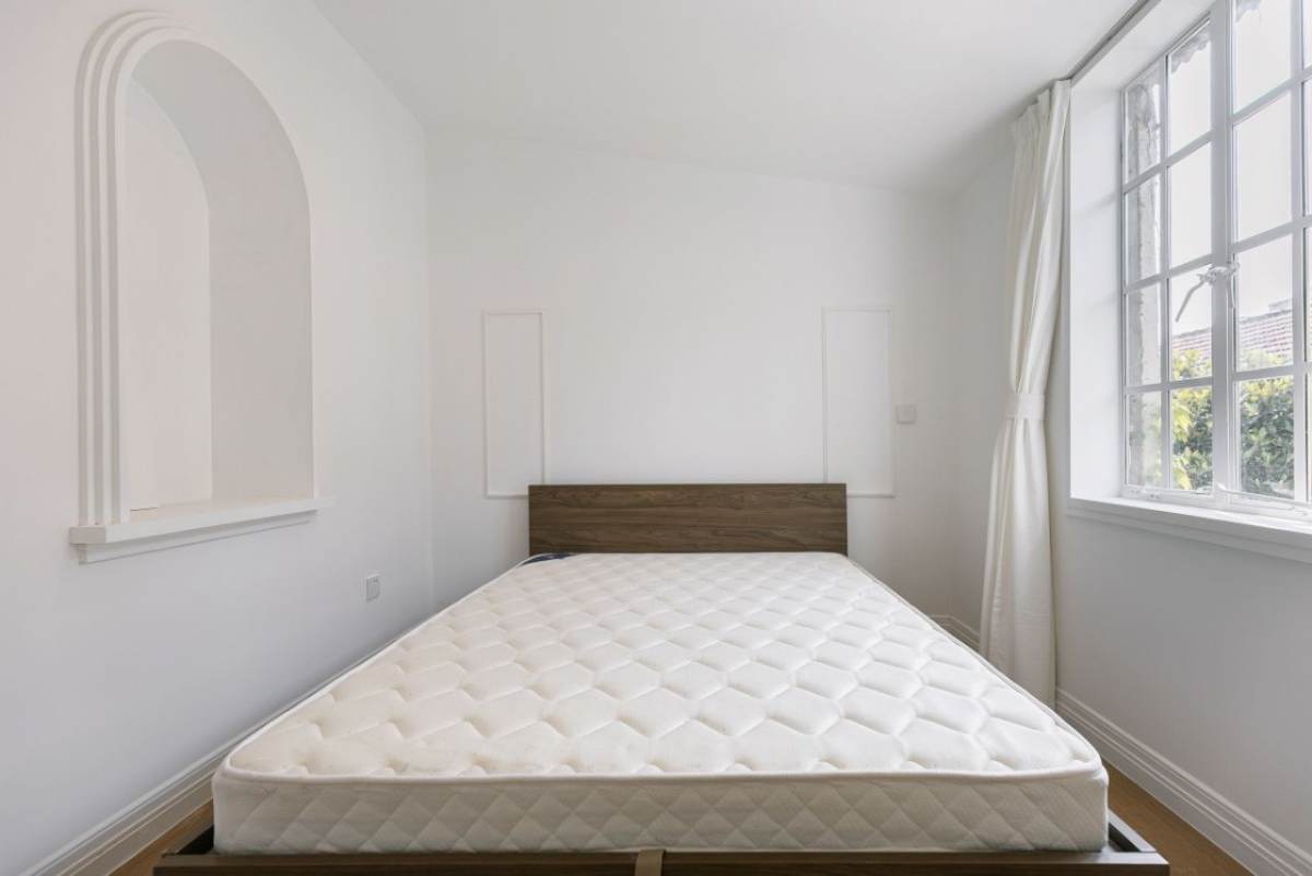 Housing image — Bedroom