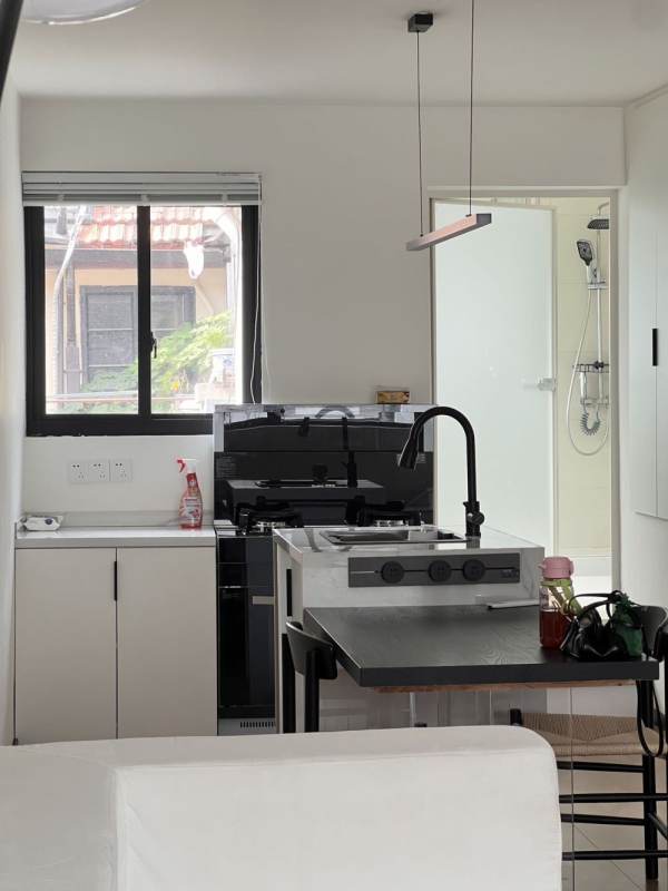 Housing image — Kitchen