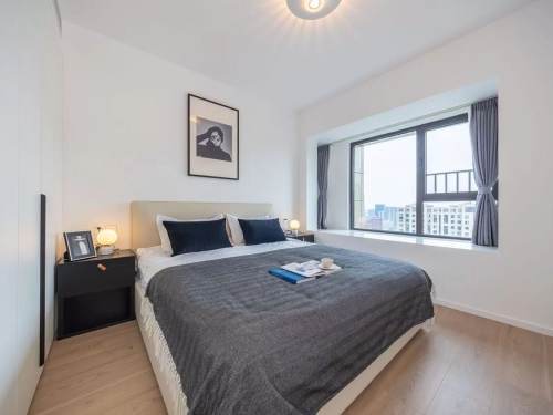Housing image — Bedroom